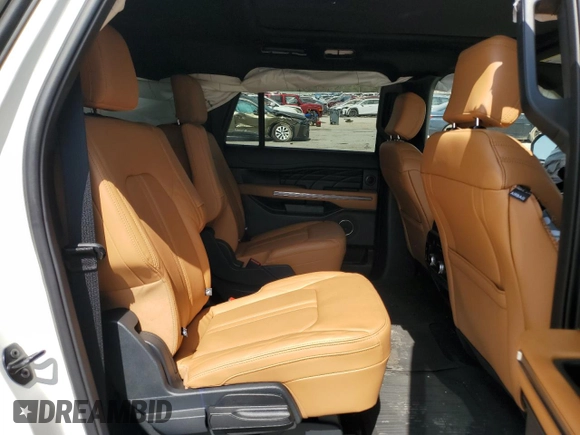 2024 Ford Expedition Max Platinum with VIN 1FMJK1M87REA37031, listed as a Copart auction lot 50388615 with 6,900 mi miles and Salvage title. Bid and sale history available at DreamBid. Image 11.