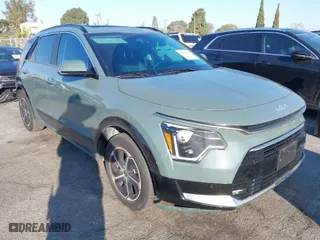 2024 Kia Niro SX Touring with VIN KNDCT3LE5R5125041, listed as a IAAI auction lot 41648337 with 17,438 mi miles. Bid and sale history available at carsss.com. Image 1.