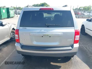 2016 Jeep Patriot Latitude with VIN 1C4NJRFB2GD714425, listed as a IAAI auction lot 42258753 with 119,655 mi miles and . Bid and sale history available at DreamBid. Image 16.