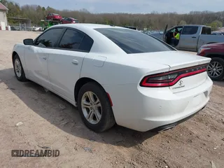 2020 Dodge Charger SXT z VIN 2C3CDXBG4LH213896, wystawiony jako IAAI lot #42143333 z przebiegiem 76 592 mil mil oraz . Historia ofert i sprzedaży dostępna na DreamBid. Obrazek 3.