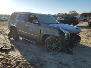 2018 Cadillac Escalade Luxury with VIN 1GYS4BKJ8JR216653, listed as a Copart auction lot 82882714 with 88,875 mi miles and Salvage Title. Bid and sale history available at carsss.com. Image 4.