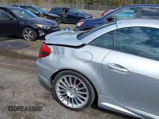 2006 Mercedes-Benz SLK 55 AMG with VIN WDBWK73F76F113039, listed as a IAAI auction lot 41982848 with 70,019 mi miles and . Bid and sale history available at DreamBid. Image 6.