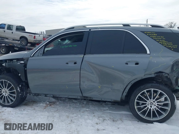 2020 Mercedes-Benz GLE 450 z VIN 4JGFB5KB8LA015890, wystawiony jako IAAI lot #41599282 z przebiegiem 50 714 mil mil oraz . Historia ofert i sprzedaży dostępna na DreamBid. Obrazek 15.