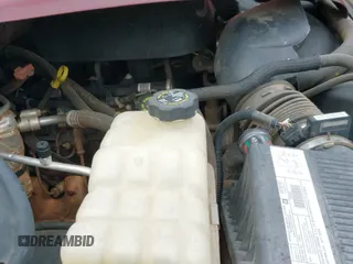 2002 Chevrolet Silverado 1500 LS с VIN 2GCEC19TX21412224, выставлен на аукционе IAAI как лот 42390019 с пробегом 166 421 миль миль и . История ставок и продаж доступна на DreamBid. Изображение 19.