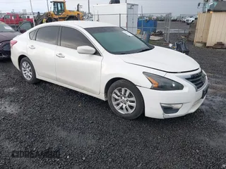 2013 Nissan Altima SL with VIN 1N4AL3AP0DN560575, listed as a IAAI auction lot 41878318 with 199,505 mi miles and . Bid and sale history available at DreamBid. Image 1.