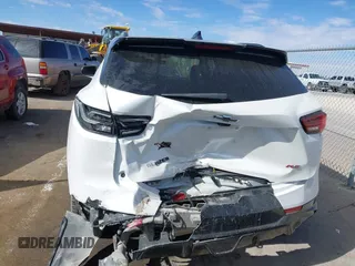 2024 Chevrolet Blazer RS z VIN 3GNKBERS7RS248053, wystawiony jako IAAI lot #41335899 z przebiegiem 19 929 mil mil oraz . Historia ofert i sprzedaży dostępna na DreamBid. Obrazek 16.