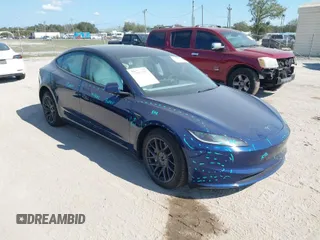 2025 Tesla Model 3 Long Range with VIN 5YJ3E1EB4SF876945, listed as a IAAI auction lot 41518965 with 591 mi miles and . Bid and sale history available at DreamBid. Image 1.