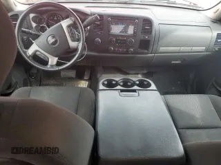 2010 GMC Sierra 1500 SLE z VIN 1GTSKVE34AZ108492, wystawiony jako Copart lot #51962095 z przebiegiem 248 816 mil mil oraz Czysty tytuł • Clean title. Historia ofert i sprzedaży dostępna na DreamBid. Obrazek 8.