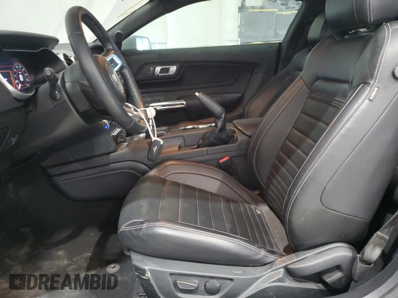 2022 Ford Mustang Mach 1 с VIN 1FA6P8R02N5555314, выставлен на аукционе Copart как лот 43996895 с пробегом 23 896 миль миль и Чистый • Clean title. История ставок и продаж доступна на DreamBid. Изображение 7.