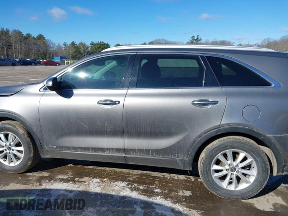 2019 Kia Sorento LX z VIN 5XYPGDA33KG537470, wystawiony jako IAAI lot #41970865 z przebiegiem 77 010 mil mil oraz . Historia ofert i sprzedaży dostępna na DreamBid. Obrazek 15.