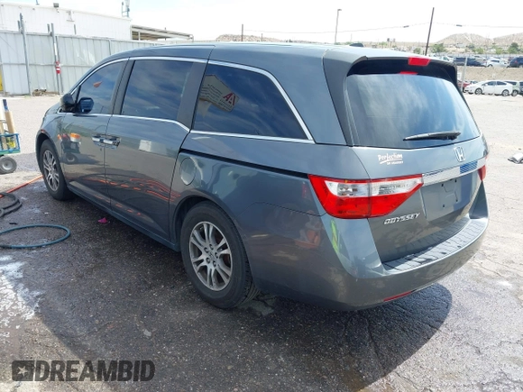 2011 Honda Odyssey EX-L with VIN 5FNRL5H68BB086943, listed as a IAAI auction lot 42503744 with 225,376 mi miles and . Bid and sale history available at DreamBid. Image 3.
