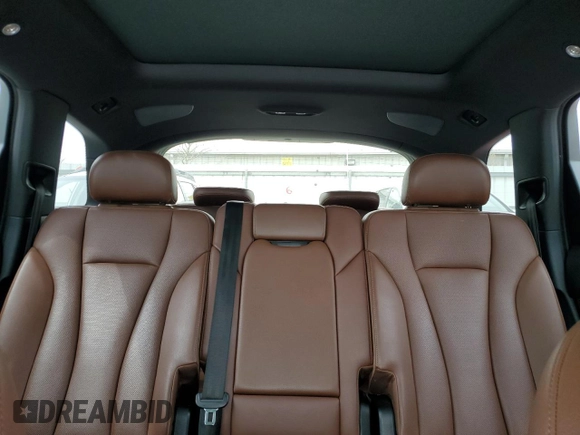 2018 Audi Q7 Premium Plus with VIN WA1LAAF73JD049086, listed as a Copart auction lot 53624345 with 91,958 mi miles and Clean Title. Bid and sale history available at carsss.com. Image 10.