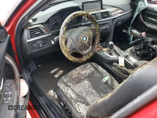 2015 BMW 3 Series 328i с VIN WBA3A5G51FNS84644, выставлен на аукционе Copart как лот 59848505 с пробегом Не указан миль и На запчасти • Non repairable. История ставок и продаж доступна на DreamBid. Изображение 8.