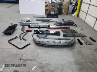 2023 Rivian R1S Adventure z VIN 7PDSGABA3PN025254, wystawiony jako Copart lot #53902505 z przebiegiem 15 570 mil mil oraz Szkody całkowita. Historia ofert i sprzedaży dostępna na DreamBid. Obrazek 13.