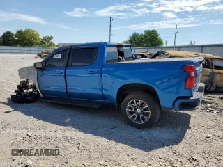 2022 Chevrolet Silverado 1500 RST with VIN 1GCUDEET5NZ540727, listed as a Copart auction lot 67446294 with Not Provided miles and Salvage Title. Bid and sale history available at DreamBid. Image 2.