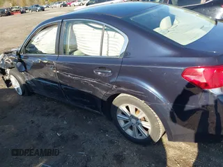 2012 Subaru Legacy 2.5i z VIN 4S3BMBA65C3015110, wystawiony jako IAAI lot #42016581 z przebiegiem 202 630 mil mil oraz . Historia ofert i sprzedaży dostępna na DreamBid. Obrazek 6.