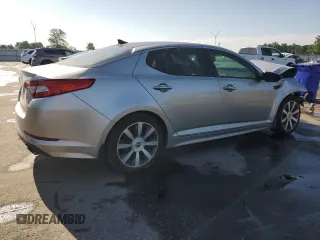 2011 Kia Optima SX z VIN KNAGR4A65B5161039, wystawiony jako Copart lot #57889545 z przebiegiem Nie podano mil oraz Szkoda całkowita • Salvage title. Historia ofert i sprzedaży dostępna na DreamBid. Obrazek 3.