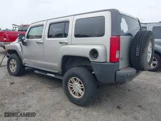 2007 Hummer H3 SUV with VIN 5GTDN13E878254575, listed as a IAAI auction lot 41861673 with 199,212 mi miles. Bid and sale history available at carsss.com. Image 3.