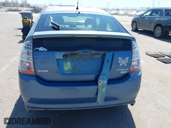 2007 Toyota Prius with VIN JTDKB20U677678691, listed as a IAAI auction lot 41993838 with 195,876 mi miles. Bid and sale history available at carsss.com. Image 17.