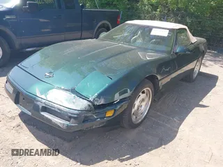 1995 Chevrolet Corvette z VIN 1G1YY32P4S5100608, wystawiony jako IAAI lot #42227492 z przebiegiem 82 111 mil mil oraz . Historia ofert i sprzedaży dostępna na DreamBid. Obrazek 2.