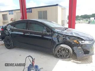 2020 Ford Fusion SE with VIN 3FA6P0HD8LR197796, listed as a IAAI auction lot 42474009 with 74,673 mi miles and . Bid and sale history available at DreamBid. Image 14.