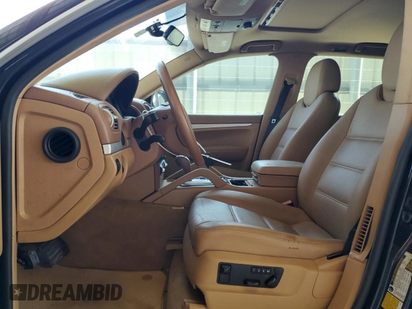 2009 Porsche Cayenne z VIN WP1AA29P09LA07571, wystawiony jako Copart lot #56428985 z przebiegiem Nie podano mil oraz Czysty tytuł • Clean title. Historia ofert i sprzedaży dostępna na DreamBid. Obrazek 7.