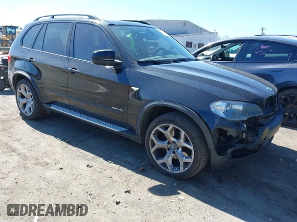 2010 BMW X5 z VIN 5UXFE8C59AL311863, wystawiony jako IAAI lot #41774765 z przebiegiem 136 827 mil mil oraz . Historia ofert i sprzedaży dostępna na DreamBid. Obrazek 1.