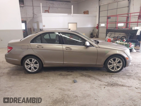 2008 Mercedes-Benz C-Class 3.0L Sport with VIN WDDGF81X18F076882, listed as a IAAI auction lot 41994510 with 163,938 mi miles. Bid and sale history available at carsss.com. Image 13.