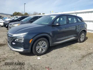 2019 Hyundai NEXO z VIN KM8J74A64KU000746, wystawiony jako Copart lot #47147085 z przebiegiem 75 981 mil mil oraz Czysty tytuł • Clean title. Historia ofert i sprzedaży dostępna na DreamBid. Obrazek 1.