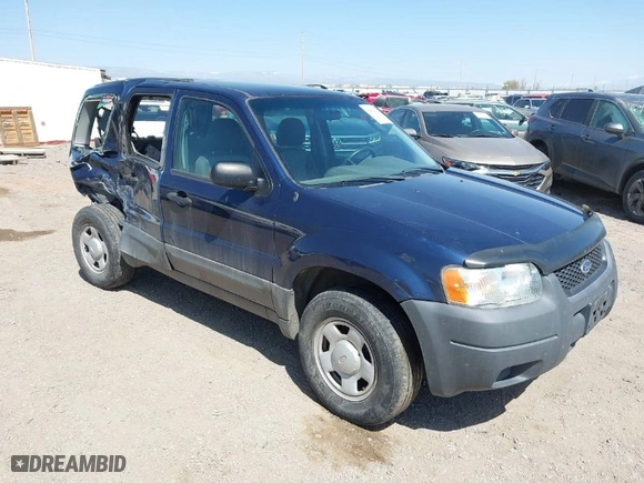 2003 Ford Escape XLS Popular with VIN 1FMYU92143KB89726, listed as a IAAI auction lot 42002613 with 95,586 mi miles. Bid and sale history available at carsss.com. Image 1.