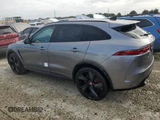 2022 Jaguar F-Pace SVR z VIN SADCZ2EE4NA702878, wystawiony jako Copart lot #74293144 z przebiegiem Nie podano mil oraz Szkoda całkowita • Salvage title. Historia ofert i sprzedaży dostępna na DreamBid. Obrazek 2.