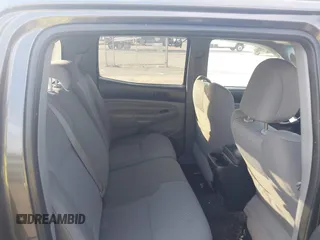 2014 Toyota Tacoma with VIN 3TMLU4EN3EM151545, listed as a IAAI auction lot 41821451 with 261,311 mi miles. Bid and sale history available at carsss.com. Image 8.