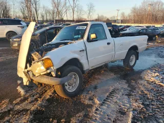 2003 Ford Ranger XL Fleet with VIN 1FTYR10E03TA44674, listed as a Copart auction lot 88537665 with 196,020 mi miles and Salvage Title. Bid and sale history available at carsss.com. Image 1.