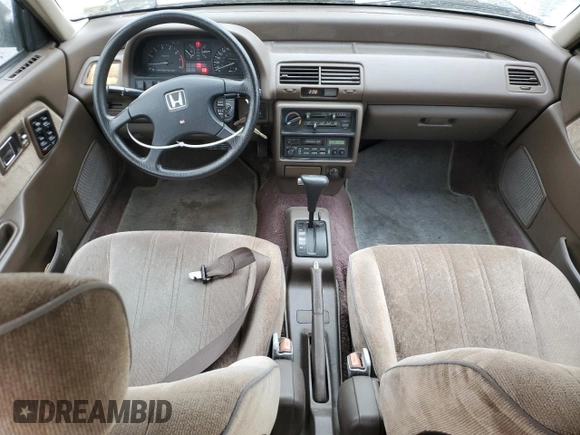 1990 Honda Civic z VIN 1HGED3656LL011197, wystawiony jako Copart lot #58036085 z przebiegiem 152 594 mil mil oraz Czysty tytuł • Clean title. Historia ofert i sprzedaży dostępna na DreamBid. Obrazek 8.