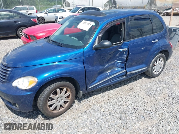 2010 Chrysler PT Cruiser z VIN 3A4GY5F94AT131134, wystawiony jako IAAI lot #42722923 z przebiegiem 88 409 mil mil oraz . Historia ofert i sprzedaży dostępna na DreamBid. Obrazek 2.