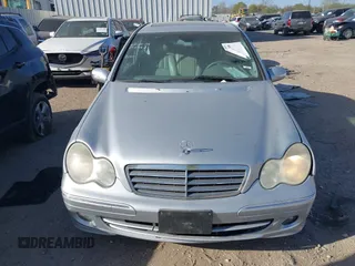 2007 Mercedes-Benz C 280 Luxury с VIN WDBRF92H67F898381, выставлен на аукционе IAAI как лот 41802139 с пробегом 147 866 миль миль и . История ставок и продаж доступна на DreamBid. Изображение 12.