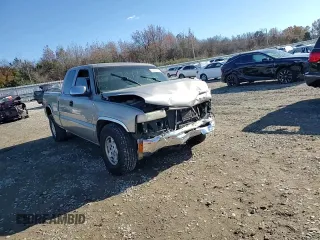 2002 Chevrolet Silverado 1500 LS with VIN 2GCEC19V121194904, listed as a Copart auction lot 84408904 with 266,795 mi miles and Salvage Title. Bid and sale history available at DreamBid. Image 10.