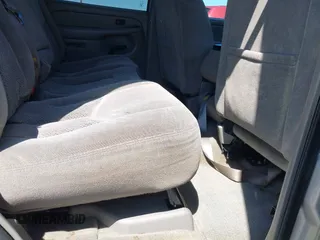 2004 Chevrolet Tahoe LS z VIN 1GNEC13V04J244023, wystawiony jako IAAI lot #42135613 z przebiegiem 298 581 mil mil oraz . Historia ofert i sprzedaży dostępna na DreamBid. Obrazek 8.