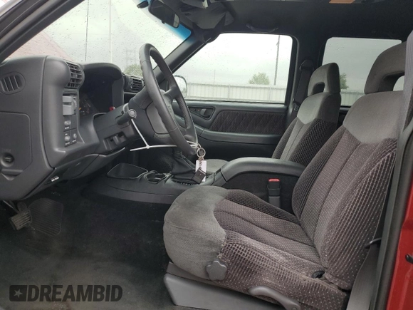 1997 GMC Jimmy SLS with VIN 1GKDT13W8V2515536, listed as a Copart auction lot 66701094 with 123,051 mi miles and Salvage Title. Bid and sale history available at carsss.com. Image 7.