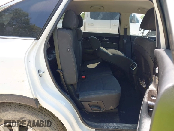 2019 Kia Sorento LX with VIN 5XYPGDA51KG560134, listed as a IAAI auction lot 42567418 with 112,494 mi miles and . Bid and sale history available at DreamBid. Image 8.