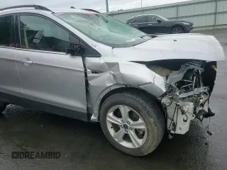 2016 Ford Escape SE z VIN 1FMCU9G93GUC68226, wystawiony jako Copart lot #56764355 z przebiegiem Nie podano mil oraz Szkoda całkowita • Salvage title. Historia ofert i sprzedaży dostępna na DreamBid. Obrazek 15.