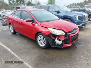 2012 Ford Focus SEL with VIN 1FAHP3H27CL338414, listed as a IAAI auction lot 41925915 with 128,123 mi miles. Bid and sale history available at carsss.com. Image 1.