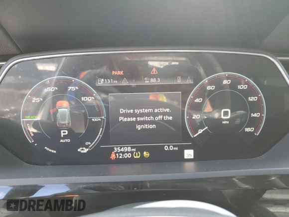 2022 Audi e-tron Premium Plus with VIN WA1LAAGE5NB025922, listed as a Copart auction lot 60321775 with 35,498 mi miles and Clean title. Bid and sale history available at DreamBid. Image 9.