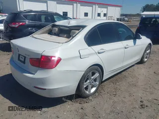 2015 BMW 3 Series 328i xDrive with VIN WBA3B5G59FNS18811, listed as a IAAI auction lot 41867015 with 147,748 mi miles. Bid and sale history available at carsss.com. Image 4.