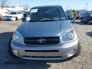 2005 Toyota RAV4 with VIN JTEHD20V150068910, listed as a IAAI auction lot 41832871 with 105,000 mi miles. Bid and sale history available at carsss.com. Image 11.