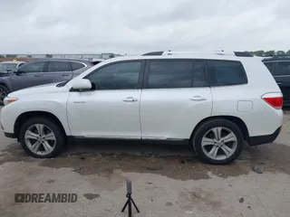 2012 Toyota Highlander Limited с VIN 5TDDK3EH6CS100245, выставлен на аукционе IAAI как лот 42125324 с пробегом 106 156 миль миль и . История ставок и продаж доступна на DreamBid. Изображение 14.