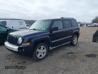 2010 Jeep Patriot Limited with VIN 1J4NF4GB0AD672289, listed as a IAAI auction lot 41807660 with 147,360 mi miles and . Bid and sale history available at DreamBid. Image 2.