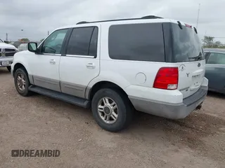 2003 Ford Expedition Special Service with VIN 1FMPU15L13LA66065, listed as a IAAI auction lot 41861536 with 254,362 mi miles. Bid and sale history available at carsss.com. Image 3.