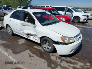 2005 Kia Spectra LX z VIN KNAFE122955121133, wystawiony jako IAAI lot #42434111 z przebiegiem 184 114 mil mil oraz . Historia ofert i sprzedaży dostępna na DreamBid. Obrazek 1.