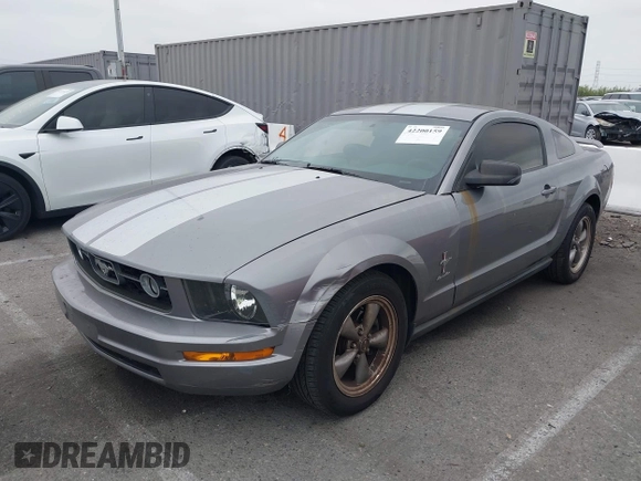 2006 Ford Mustang Standard with VIN 1ZVFT80N365183432, listed as a IAAI auction lot 42200159 with 192,140 mi miles and . Bid and sale history available at carsss.com. Image 2.
